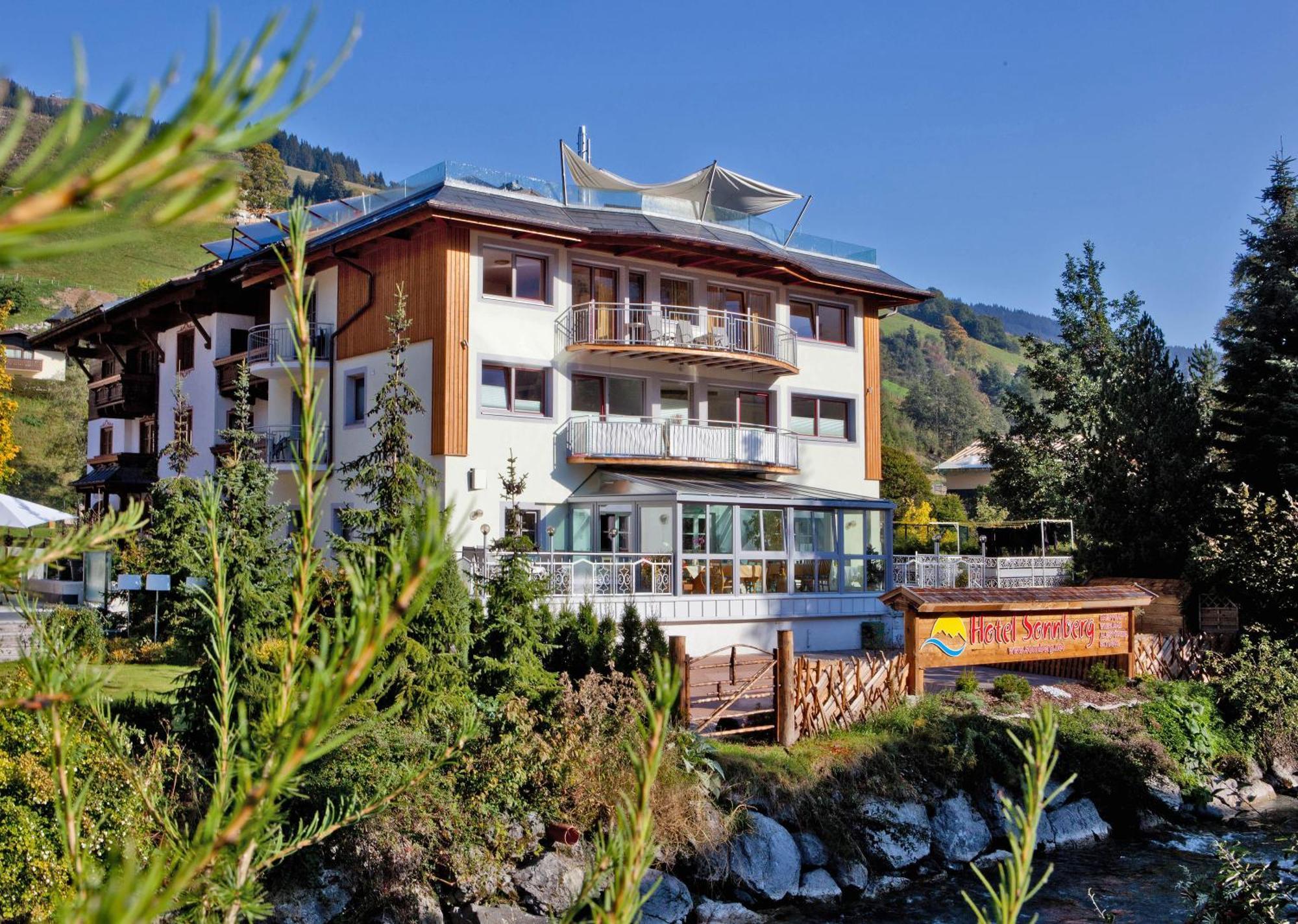 Hotel Sonnberg Saalbach-Hinterglemm Exterior photo